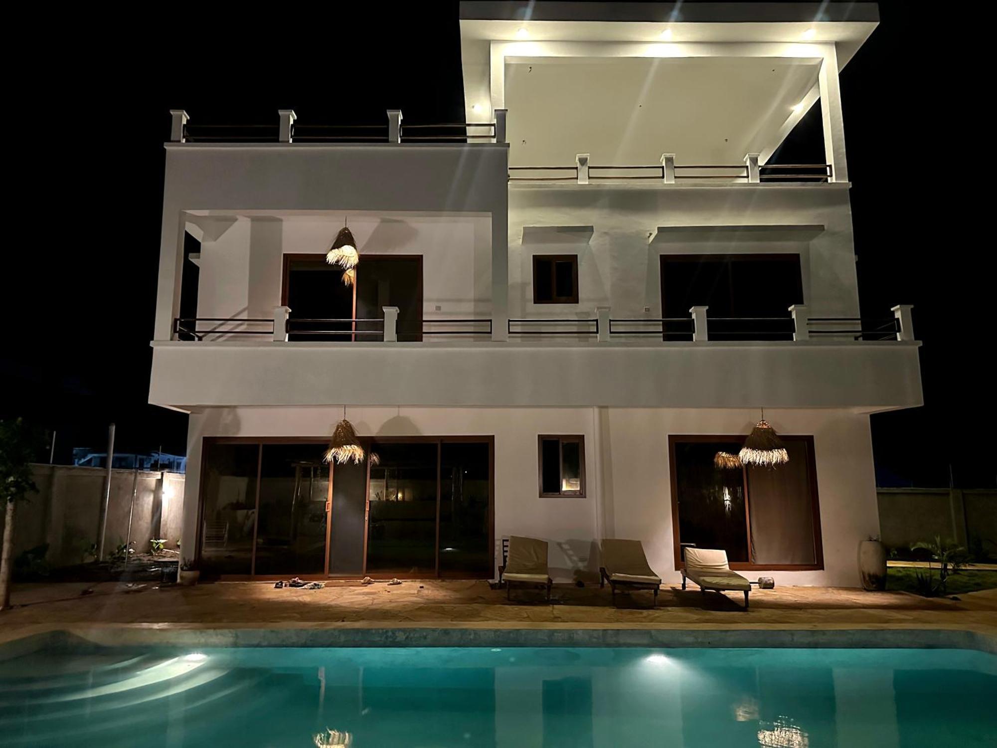 Luxury White Villa Nungwi Exterior foto